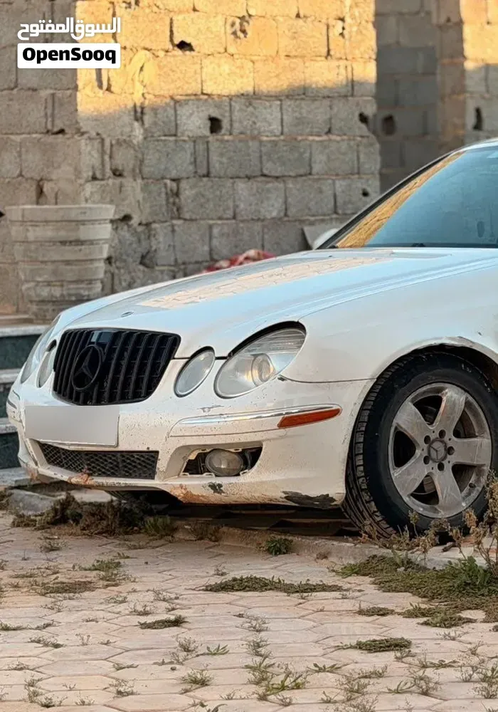 Mercedes-Benz E-Class 2008 photo 3
