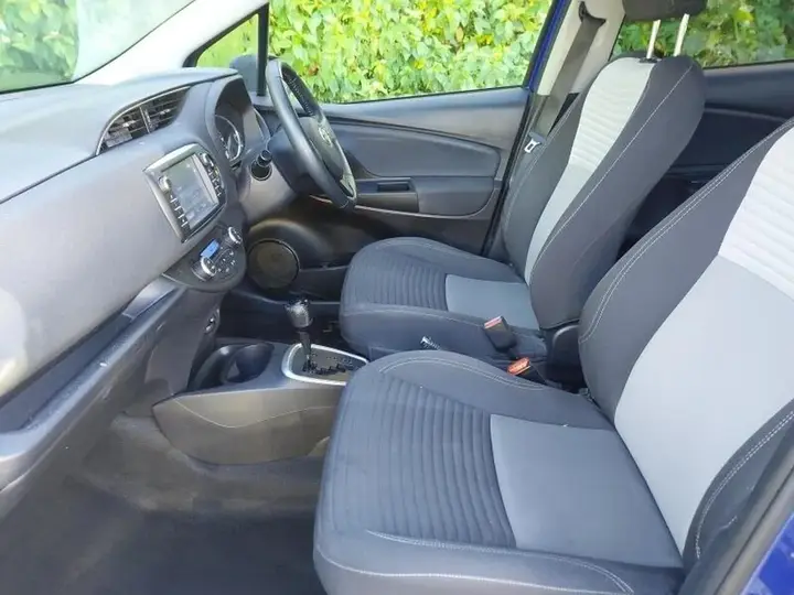 Toyota Yaris 2017 photo 5