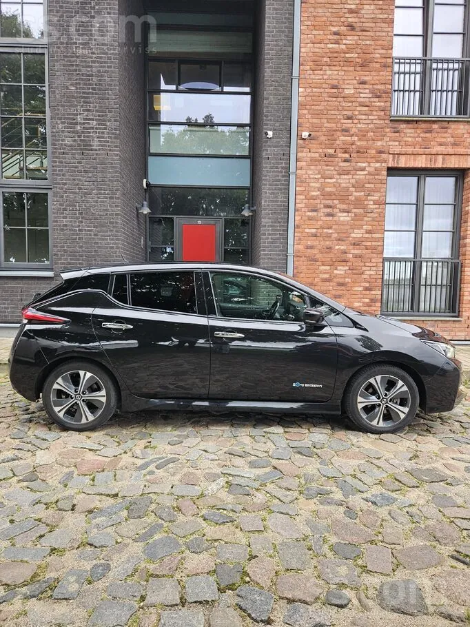 Nissan Leaf 2019 photo 3
