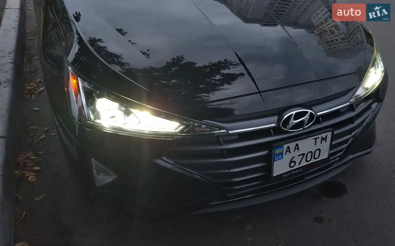 Hyundai Elantra 2018 photo 4