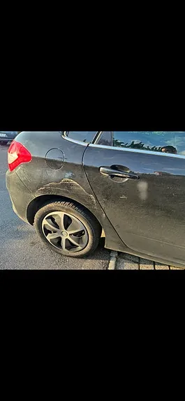 Citroen C4 2011 photo 3