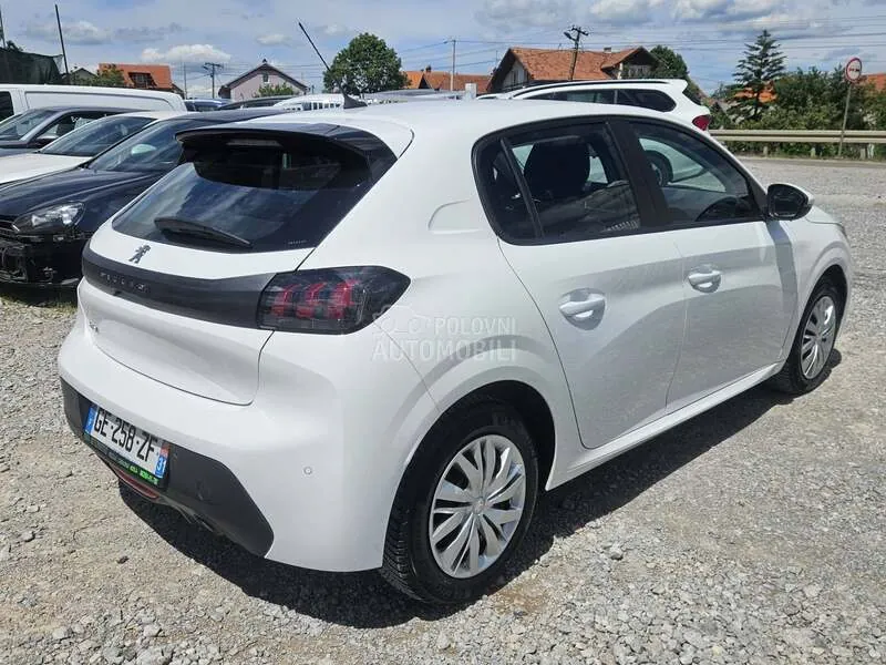 Peugeot 208 2021 photo 5