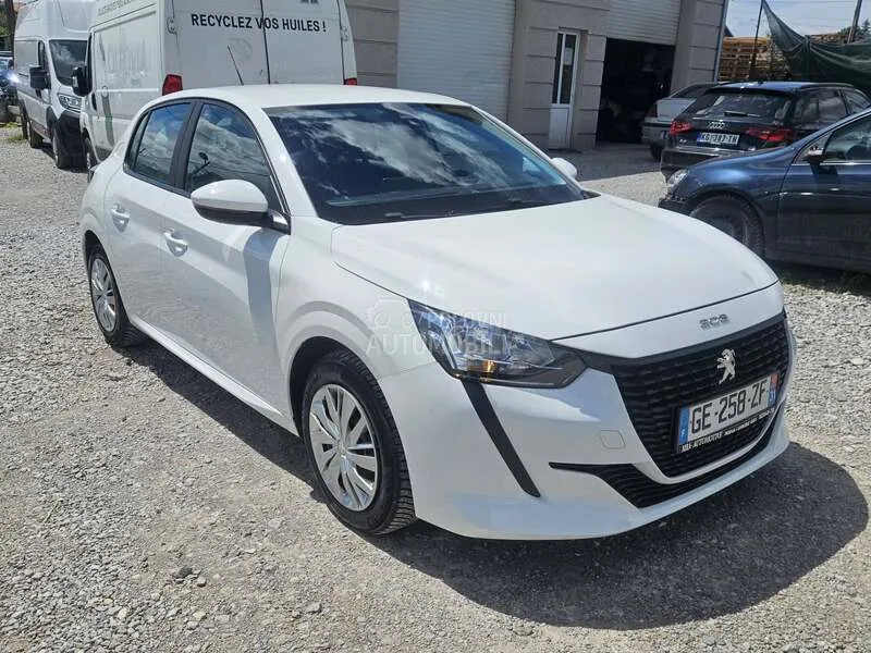 Peugeot 208 2021 photo 3