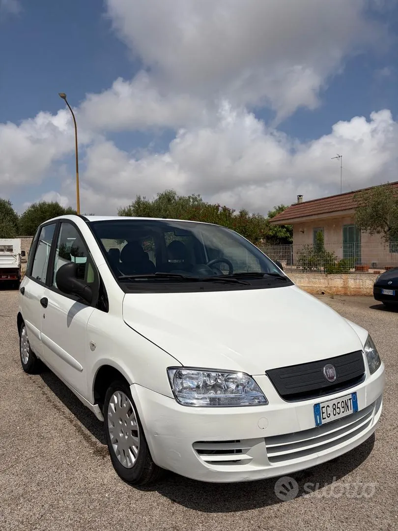 Fiat Multipla 2011 photo 3