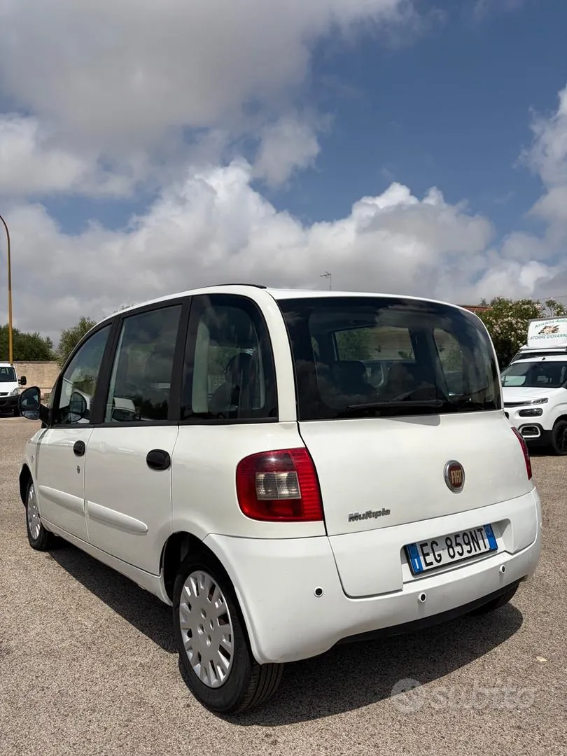 Fiat Multipla 2011 photo 5