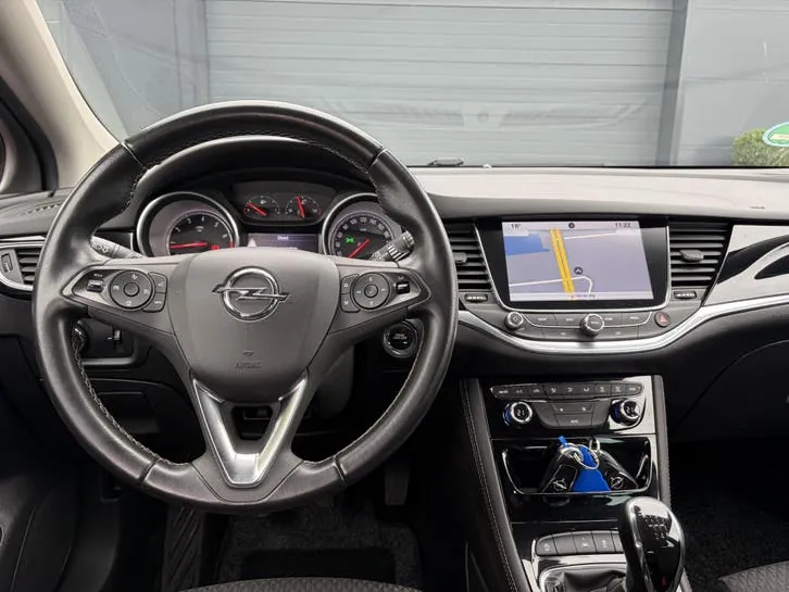 Opel Astra 2017 photo 3