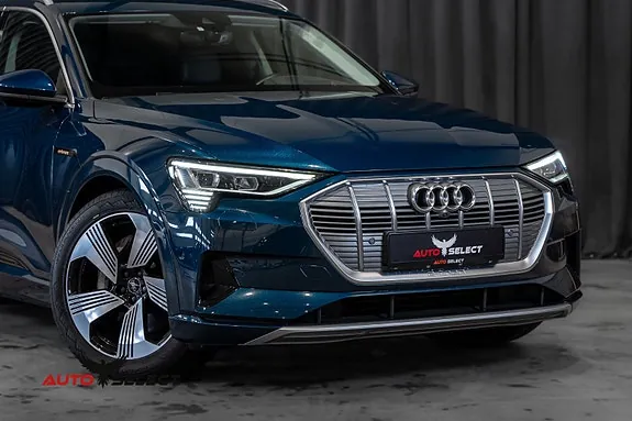 Audi E-Tron 2021 photo 2