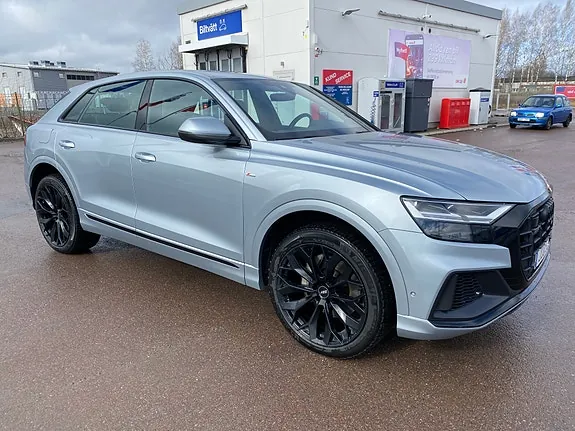 Audi Q8 2023 photo 5