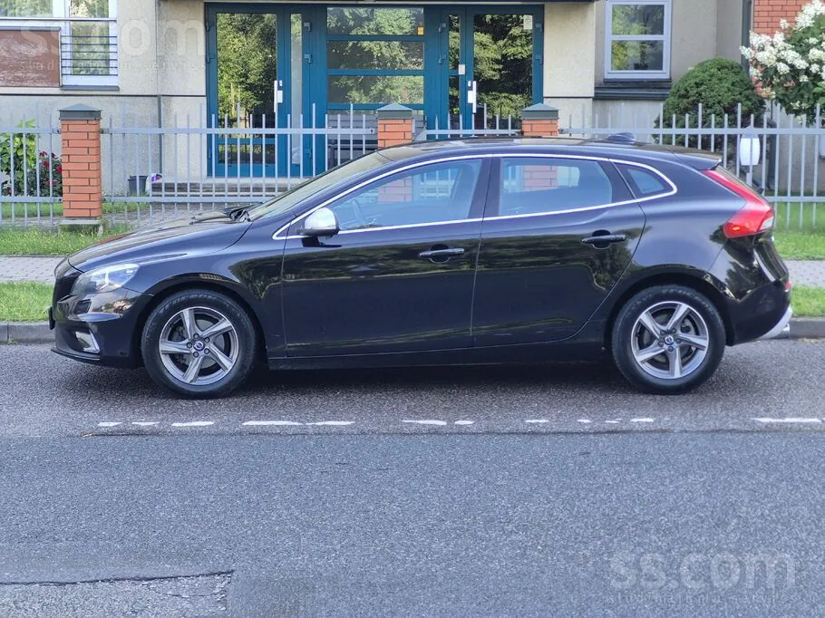 Volvo V40 2015 photo 4