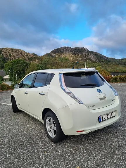 Nissan Leaf 2013 photo 5