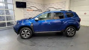 Dacia Duster 2022 photo 2