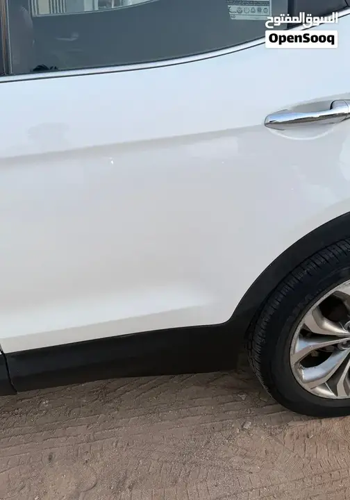 Hyundai Santa Fe 2015 photo 2
