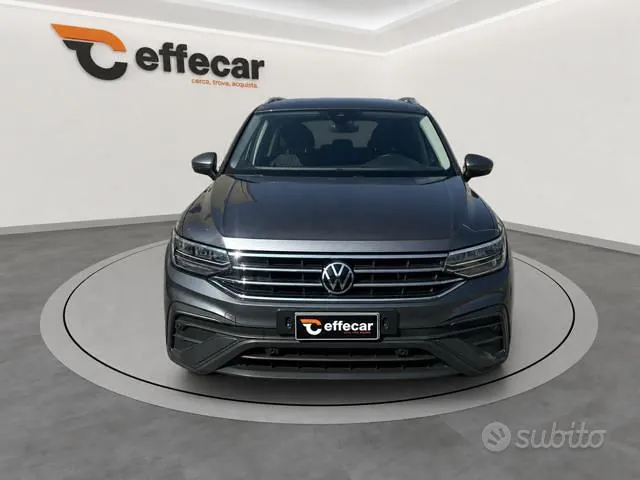 Volkswagen Tiguan Allspace 2022 photo 2