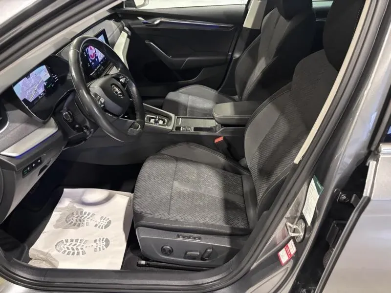 Skoda Octavia 2023 photo 3