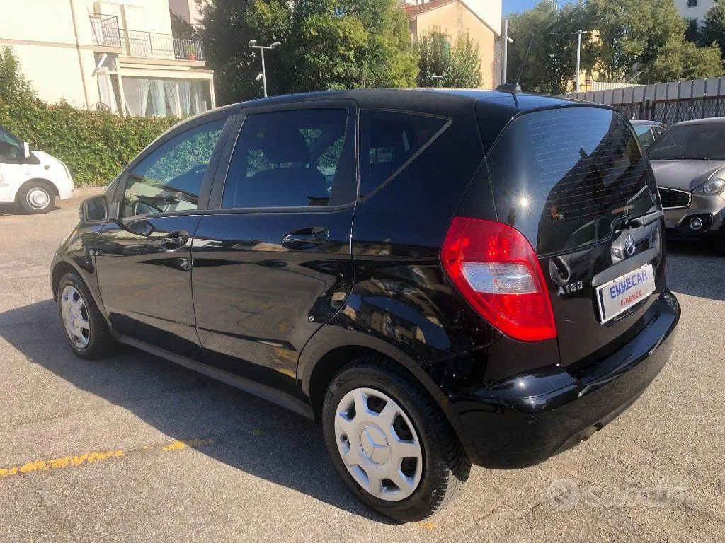 Mercedes-Benz A 2011 photo 4