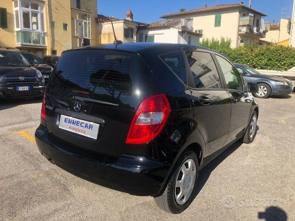 Mercedes-Benz A 2011 photo 5