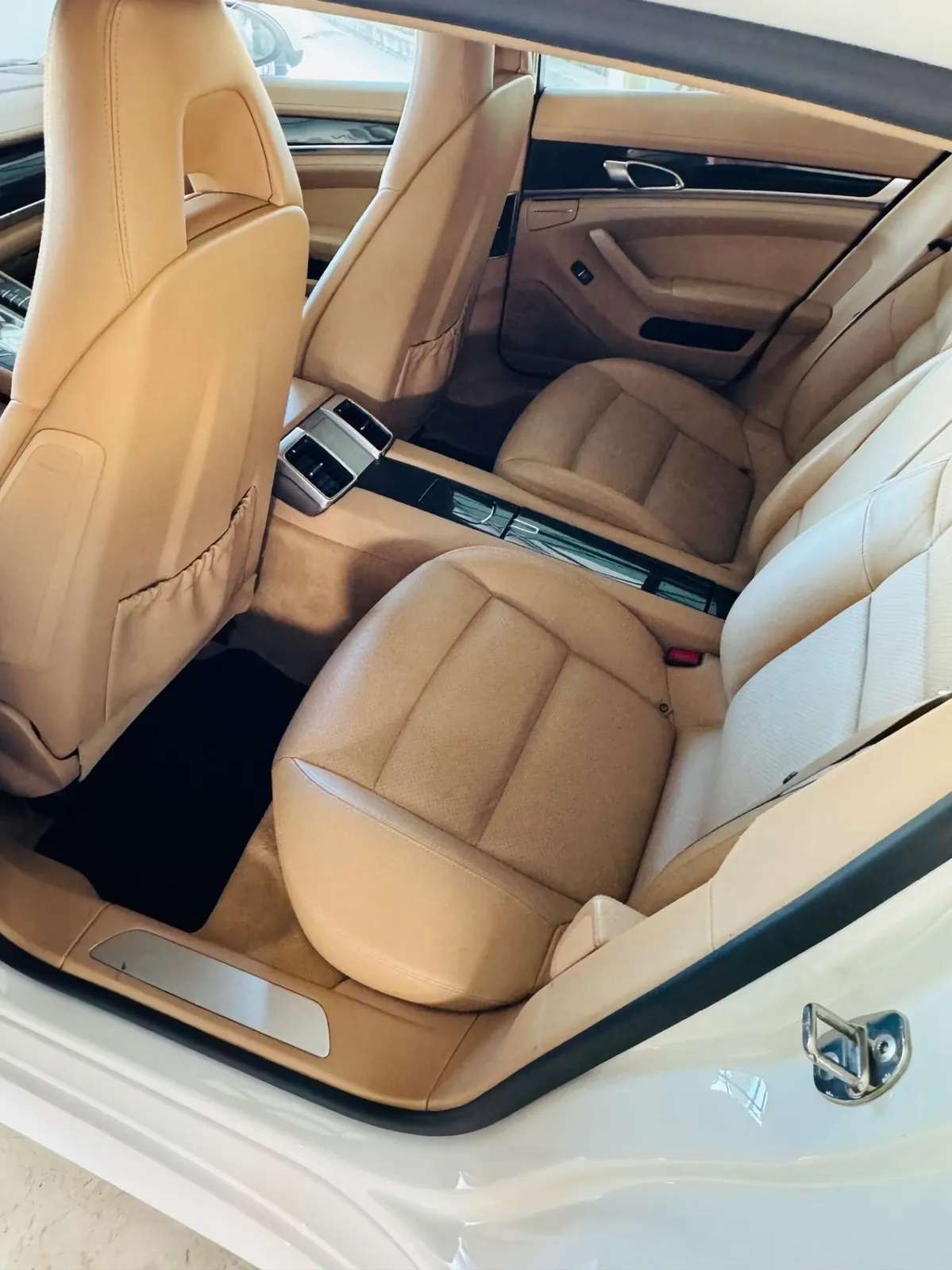 Porsche Panamera 2011 photo 4
