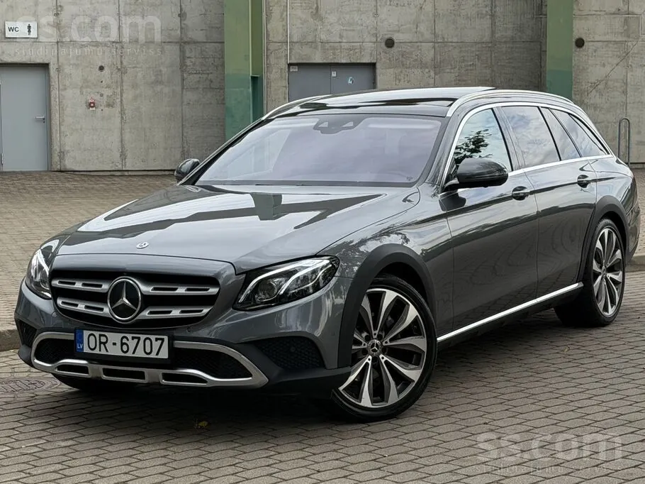 Mercedes-Benz E220