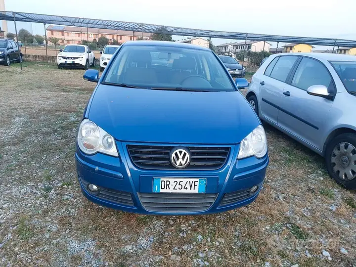 Volkswagen Polo 2008 photo 3
