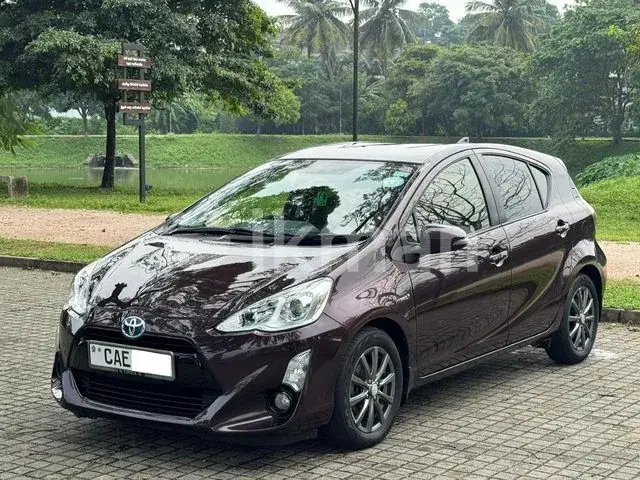 Toyota Aqua 2015 photo 3