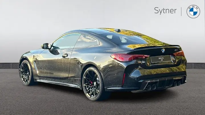 BMW M4 2026 photo 2