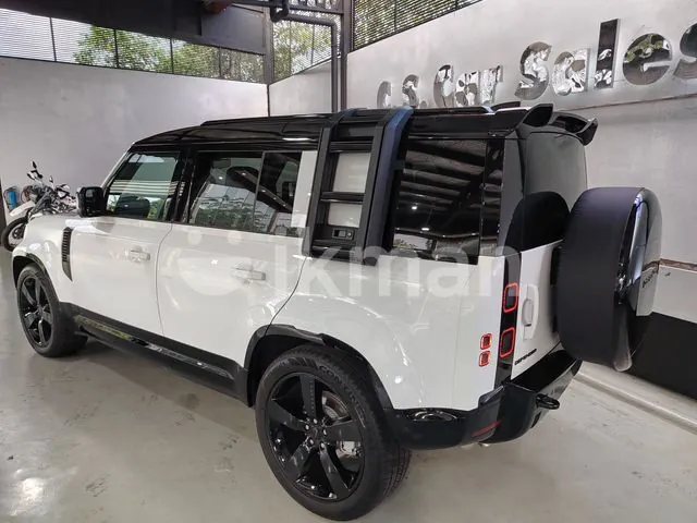 Land Rover Defender 2026 photo 5