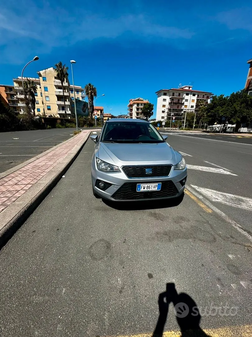 Seat Arona 2019 photo 4