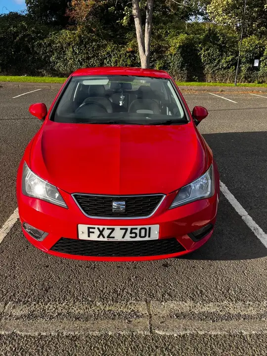 Seat Ibiza 2014 photo 2