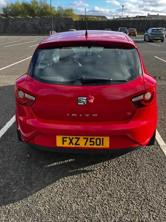 Seat Ibiza 2014 photo 4