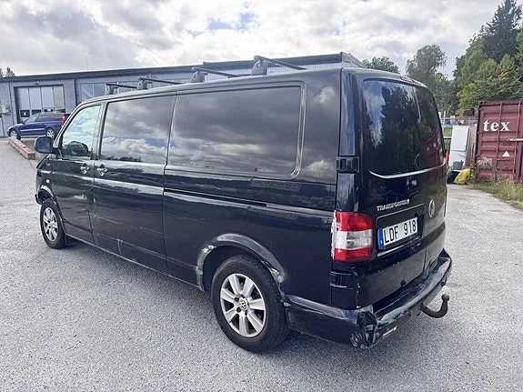 Volkswagen Transporter 2011 photo 2