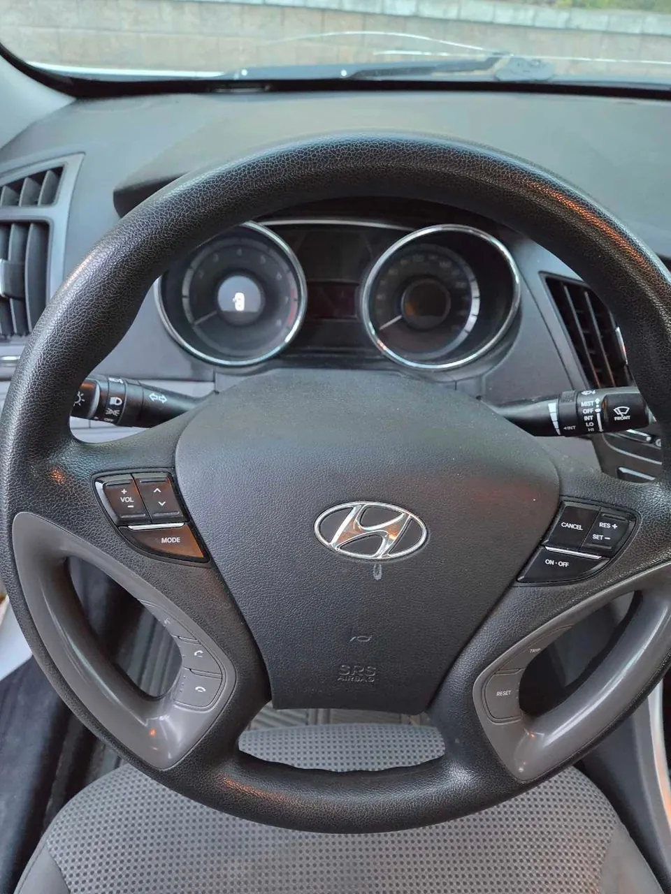 Hyundai Sonata 2013 photo 3