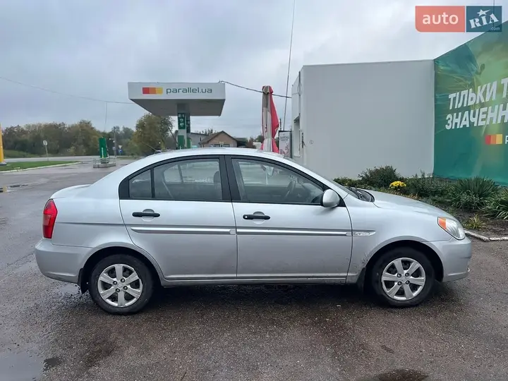 Hyundai Accent 2008 photo 3