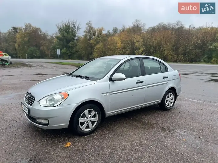 Hyundai Accent 2008 photo 4