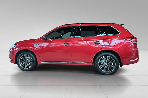 Mitsubishi Outlander 2018 photo 2