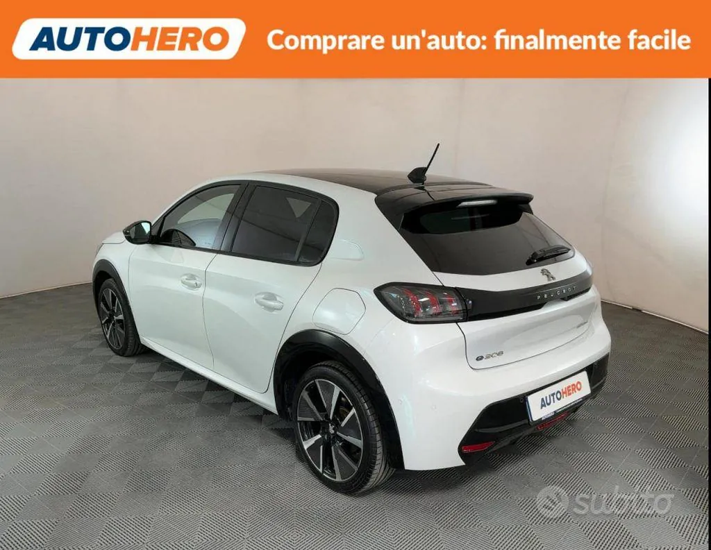 Peugeot 208 2020 photo 4