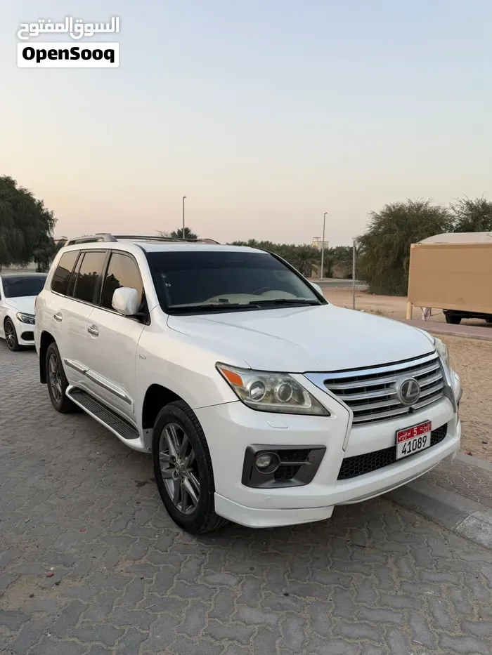 Lexus Lx 570 2009 photo 2