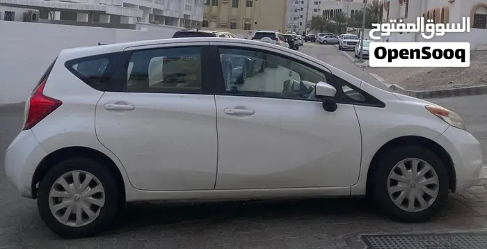Nissan Versa 2015 photo 3