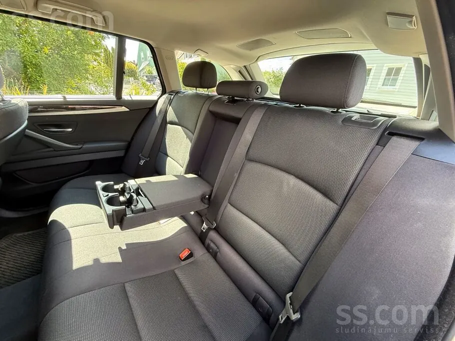 BMW 520D 2011 photo 5