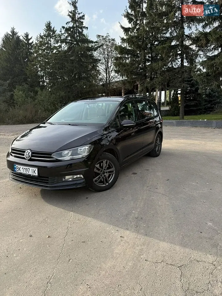Volkswagen Touran
