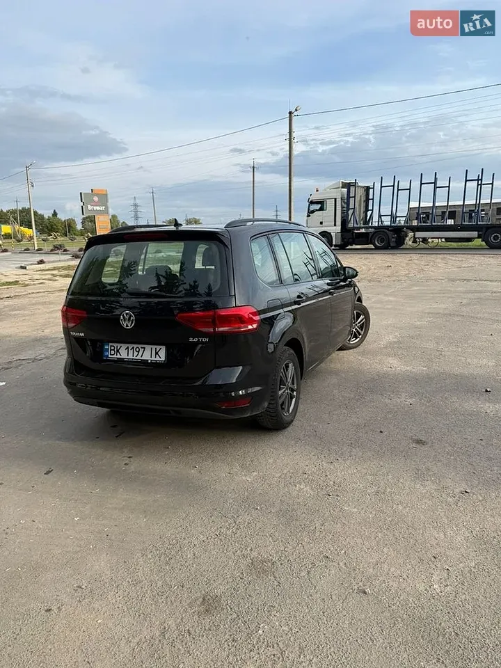 Volkswagen Touran 2016 photo 5
