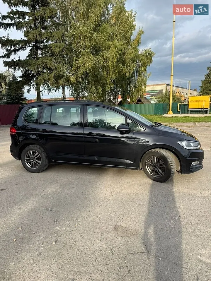 Volkswagen Touran 2016 photo 3