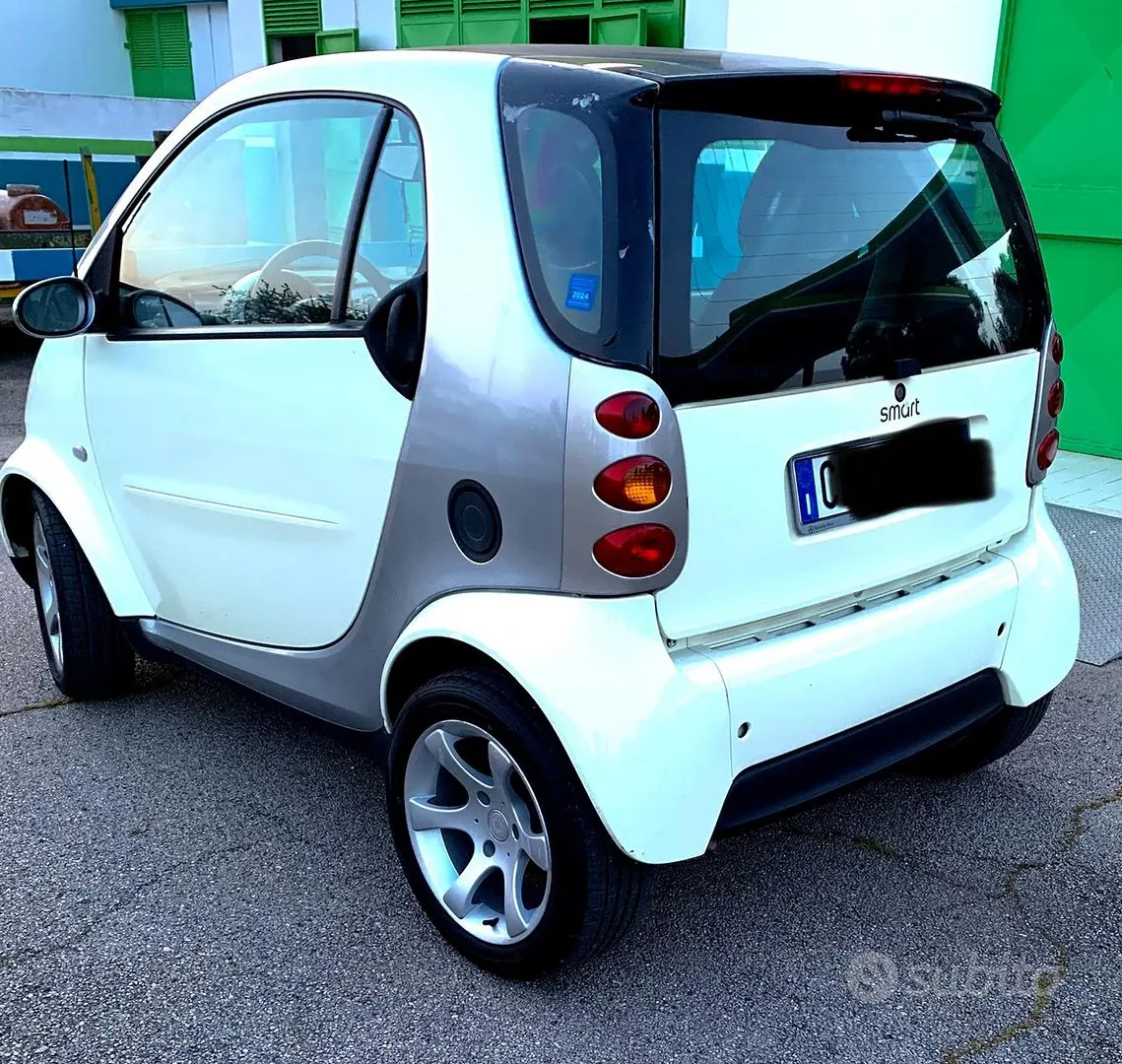 Smart Fortwo 2002 photo 2