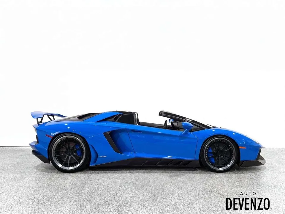 Lamborghini Aventador 2015 photo 2