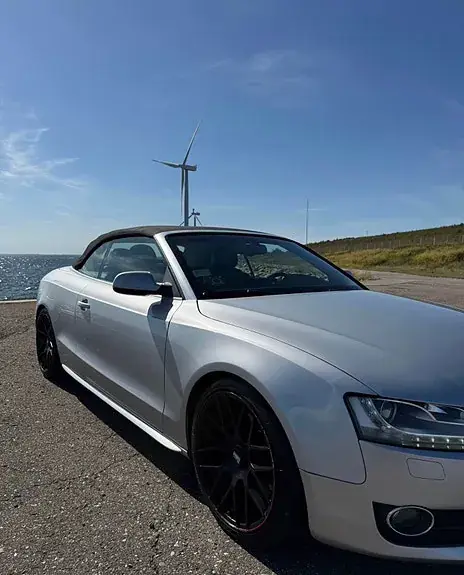 Audi A5 2010 photo 2