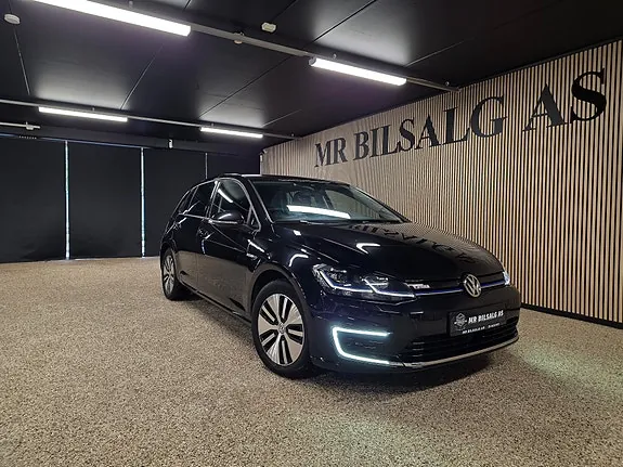 Volkswagen E-Golf 2019 photo 2