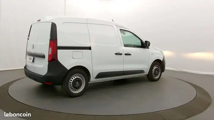 Renault Express 2024 photo 2
