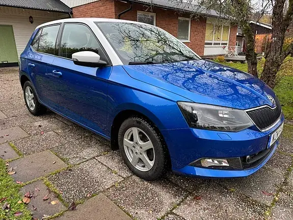 Skoda Fabia 2016 photo 3