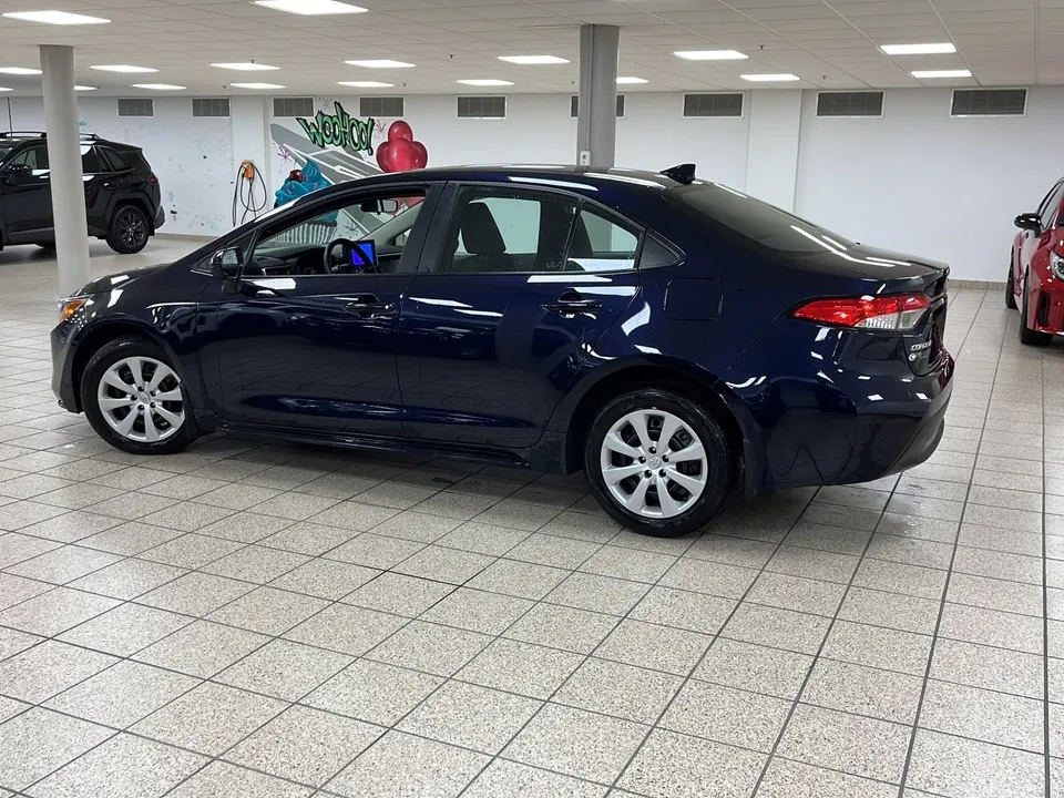 Toyota Corolla 2023 photo 3