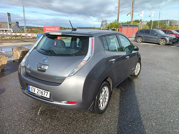 Nissan Leaf 2014 photo 5