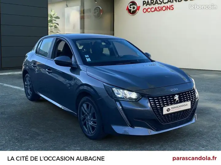 Peugeot 208 2022 photo 3